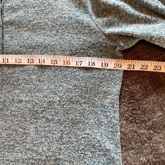 5 for $12 green soft fuzzy sweater - Picture 4 of 4